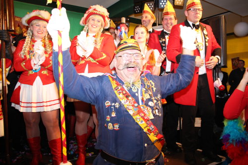 Der Ründerother Karnevalsverein kam mit seinem Dreigestirn und Schmölzchen in die Kreiskantine. (Foto: OBK)